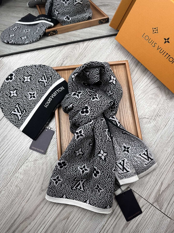 ブランドマフラー正面デザイン